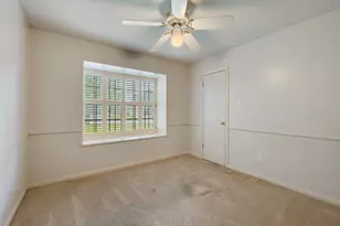 2007 Sandalwood Ln, Bryan, TX 77807 - Photo 11