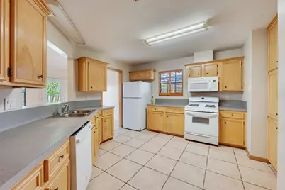 2007 Sandalwood Lane, Bryan, TX 77807 - Photo 7
