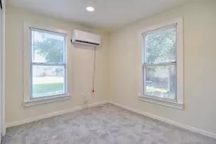300 Meadow Park Dr, White Settlement, TX 76108 - Photo 17