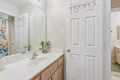 1649 McGee Lane, Carrollton, TX 75010 - Photo 23