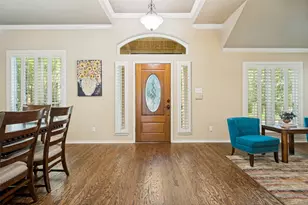 2119 Shumard Oak Ln, Irving, TX 75063 - Photo 3