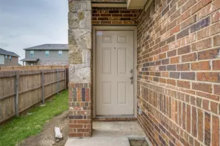5007 Sanger Cir Dr, Sanger, TX 76266 - Photo 3