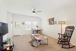 709 Wylie St, Crowley, TX 76036 - Photo 9