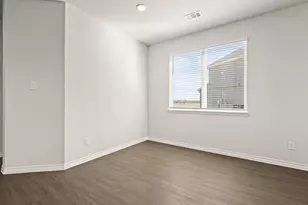 5025 Wellborn Rd, Fort Worth, TX 76036 - Photo 5