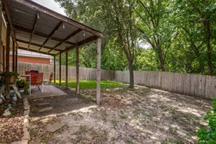 629 Forest Oaks Dr, Grand Prairie, TX 75052 - Photo 23