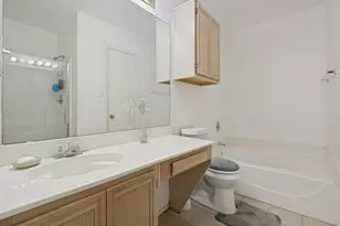 629 Forest Oaks Dr, Grand Prairie, TX 75052 - Photo 21