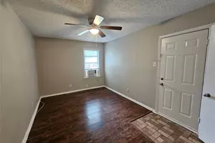 6363 Hollis Ave, Dallas, TX 75227 - Photo 5