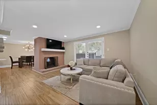 5904 Sandhurst Ln, Dallas, TX 75206 - Photo 1