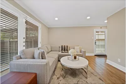 5904 Sandhurst Lane #145, Dallas, TX 75206 - Photo 5