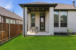 9521 Leisure Pace Ln, Oak Point, TX 75068 - Photo 35