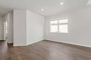 10616 Stag Ln, Fort Worth, TX 76036 - Photo 5