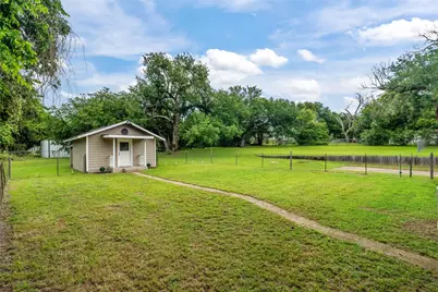 301 E 2nd Street, Weatherford, TX 76086 - Photo 23