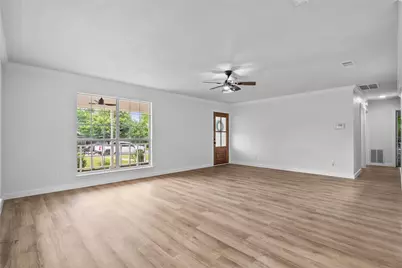 301 E 2nd Street, Weatherford, TX 76086 - Photo 7