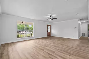 301 E 2nd St, Weatherford, TX 76086 - Photo 7