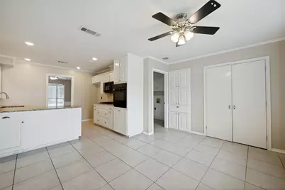 2613 Smith Barry Road, Pantego, TX 76013 - Photo 11