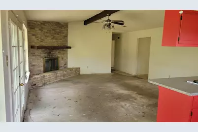 902 S Old Temple Road, Hewitt, TX 76643 - Photo 3