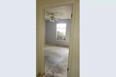 902 S Old Temple Road, Hewitt, TX 76643 - Photo 9