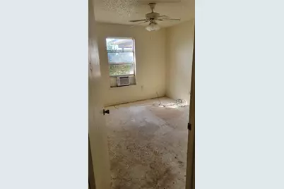 902 S Old Temple Road, Hewitt, TX 76643 - Photo 7