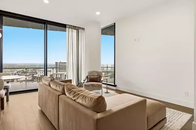 3130 N Harwood Street #1702, Dallas, TX 75201 - Photo 9