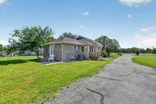 1808 Silver Creek Azle Rd, Azle, TX 76020 - Photo 23