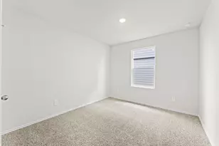 1018 Bold Run, Seguin, TX 78155 - Photo 11