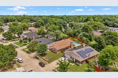 1926 Creek Wood Court, Irving, TX 75060 - Photo 25