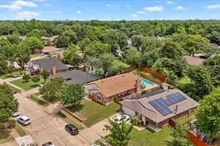 1926 Creek Wood Ct, Irving, TX 75060 - Photo 25