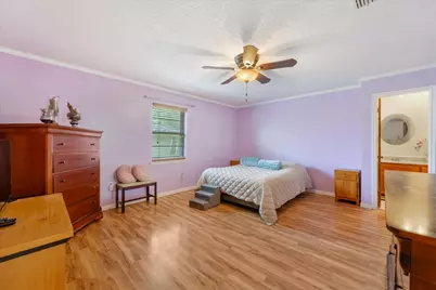 1926 Creek Wood Court, Irving, TX 75060 - Photo 17