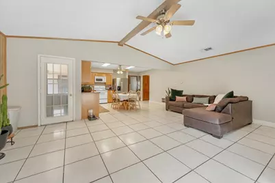 1926 Creek Wood Court, Irving, TX 75060 - Photo 7
