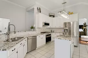 2768 Club Ridge Dr, Lewisville, TX 75067 - Photo 9