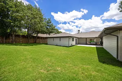7717 Meadowhaven Drive, Dallas, TX 75254 - Photo 5