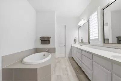 8470 Howell Drive, Frisco, TX 75034 - Photo 17