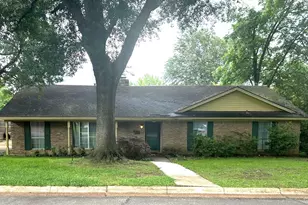 445 Laurel Ln, Paris, TX 75460 - Photo 1