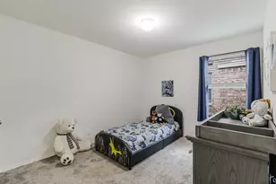 4517 Ashmark Rd, Little Elm, TX 76227 - Photo 9