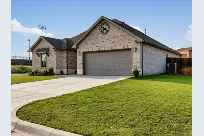 2101 Briarwood Drive, Bridgeport, TX 76426 - Photo 3