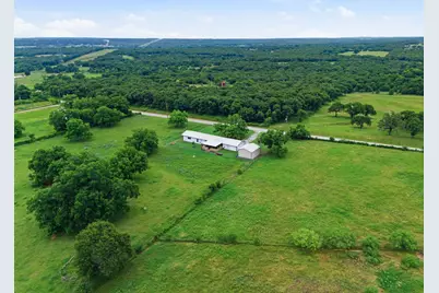298 County Road 3940, Poolville, TX 76487 - Photo 19