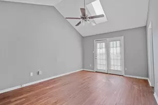 804 Custer St, Arlington, TX 76014 - Photo 15