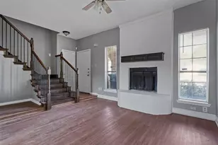 804 Custer St, Arlington, TX 76014 - Photo 3