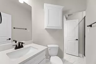 1112 Branching Brk Dr, McKinney, TX 75071 - Photo 5
