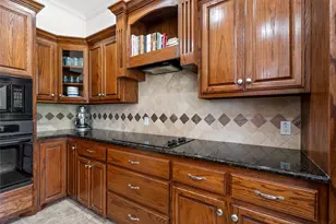 5612 Plantation Dr, Waco, TX 76708 - Photo 9
