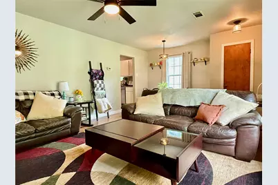 1009 Denton Street, Denton, TX 76201 - Photo 7
