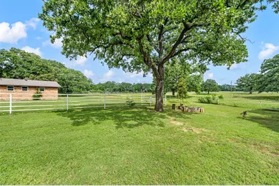 3900 Moseley Road, Cross Roads, TX 76227 - Photo 27