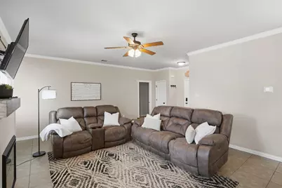 1013 Inverness Drive, Weatherford, TX 76086 - Photo 9