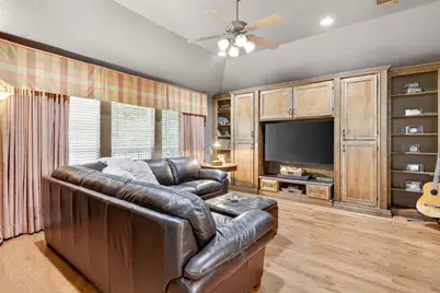 7333 Wooded Acres Trail, Mansfield, TX 76063 - Photo 15