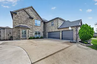 2832 Sendero, Grand Prairie, TX 75054 - Photo 3