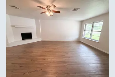 3720 Wingate Drive, Waco, TX 76706 - Photo 3
