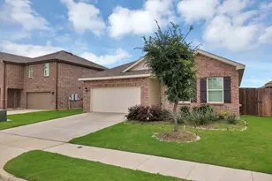 19 Cherryridge Dr, Edgecliff Village, TX 76134 - Photo 3