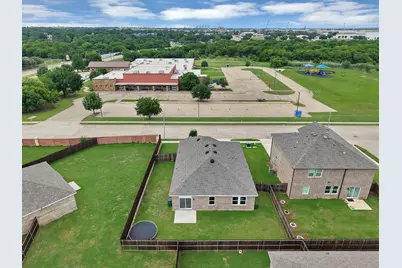 19 Cherryridge Drive, Edgecliff Village, TX 76134 - Photo 29