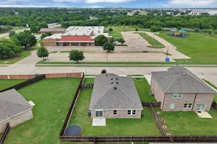 19 Cherryridge Dr, Edgecliff Village, TX 76134 - Photo 29