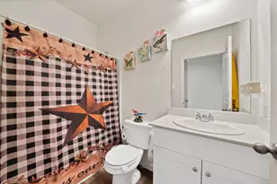 19 Cherryridge Dr, Edgecliff Village, TX 76134 - Photo 25